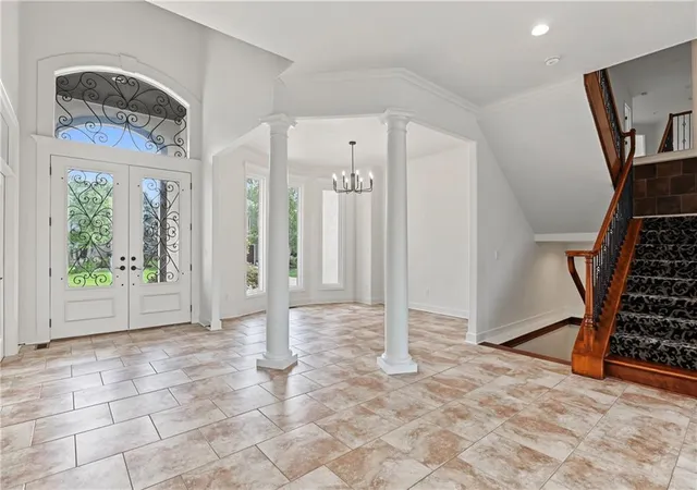 Photo 3 of Sale Pending at 16004 Ballentine St, Overland Park, KS 66221 | MLS# 2644070 | Listing updated on 2026-10-01