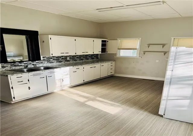 Photo 3 of Single family home for sale at 407 E 22nd Street, Pittsburg, KS 66762 | MLS# 2644073 | Listing updated on 2026-10-01