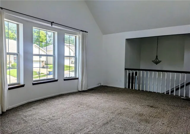 Listing Photo 5 - Condo for sale in building located at 3539 NW 70th St, Kansas City, MO 64151