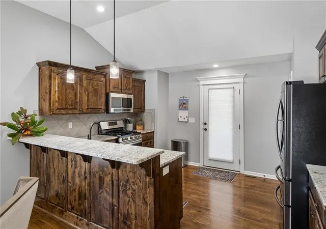 Photo 3 of Single family home for sale at 11450 Yecker Ave, Kansas City, KS 66109 | MLS# 2644084 | Listing updated on 2026-09-28