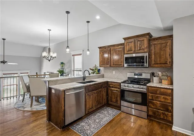 Photo 4 of Single family home for sale at 11450 Yecker Ave, Kansas City, KS 66109 | MLS# 2644084 | Listing updated on 2026-09-28