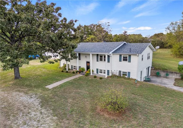 Photo 3 of Sale Pending at 26173 E Union Trak Rd, Milo, MO 64767 | MLS# 2644089 | Listing updated on 2026-09-30