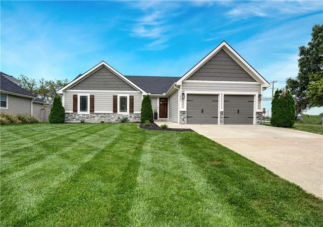 Photo 1 of Sale Pending at 12647 W 66th Terrace, Shawnee, KS 66216 | MLS# 2644090 | Listing updated on 2026-10-03