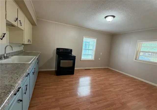 Photo 3 of Single family home for sale at 736 S Clark St, Fort Scott, KS 66701 | MLS# 2644093 | Listing updated on 2026-09-26