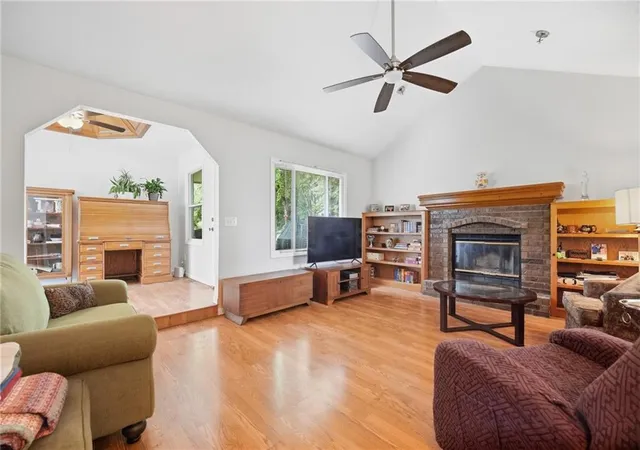 Photo 3 of Sale Pending at 15600 E 2nd Street S, Independence, MO 64050 | MLS# 2644094 | Listing updated on 2026-09-27