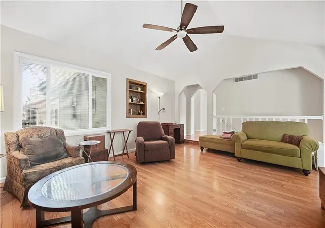 Photo 4 of Sale Pending at 15600 E 2nd Street S, Independence, MO 64050 | MLS# 2644094 | Listing updated on 2026-09-27