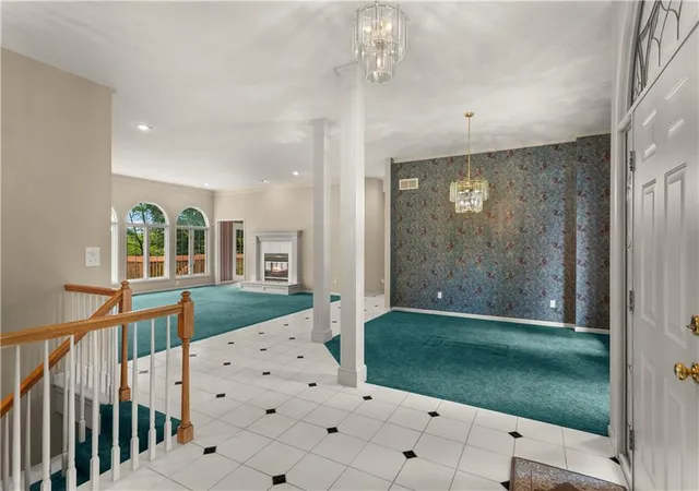 Photo 2 of Sale Pending at 3317 Dominion Dr, Independence, MO 64055 | MLS# 2644104 | Listing updated on 2026-10-26