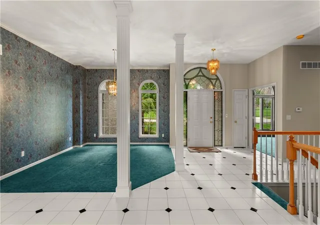 Photo 3 of Sale Pending at 3317 Dominion Dr, Independence, MO 64055 | MLS# 2644104 | Listing updated on 2026-10-26