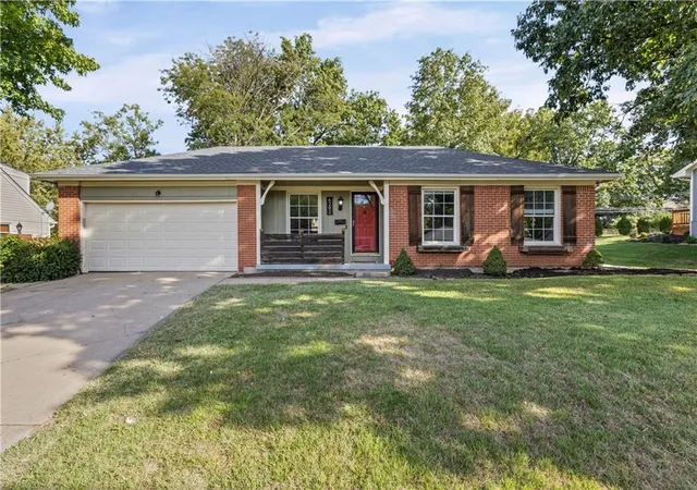 Photo 1 of Single family home for sale at 6202 E 110th Street, Kansas City, MO 64134 | MLS# 2644107 | Listing updated on 2026-09-27