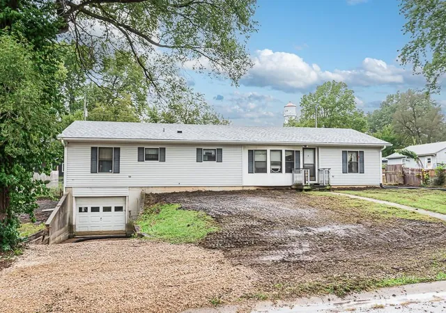 Photo 1 of Single family home for sale at 207 W Lucy St, Mc Louth, KS 66054 | MLS# 2644110 | Listing updated on 2026-09-26