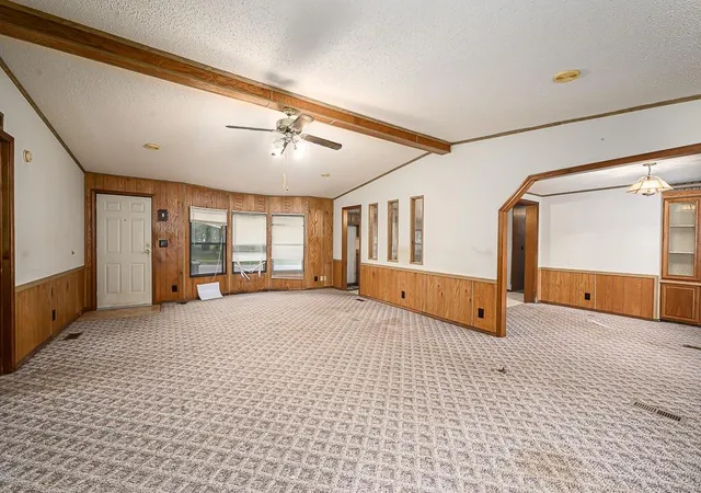 Photo 4 of Single family home for sale at 207 W Lucy St, Mc Louth, KS 66054 | MLS# 2644110 | Listing updated on 2026-09-26