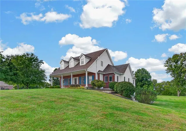Photo 3 of Sale Pending at 19616 Ne 129th Street, Kearney, MO 64060 | MLS# 2644111 | Listing updated on 2026-10-07