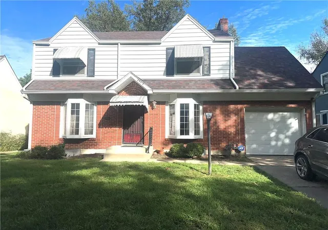 Photo 1 of Single family home for sale at 7427 Harrison St, Kansas City, MO 64131 | MLS# 2644112 | Listing updated on 2026-09-29