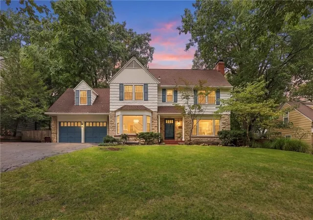 Photo 2 of Single family home for sale at 2518 Tomahawk Rd, Mission Hills, KS 66208 | MLS# 2644121 | Listing updated on 2026-10-03