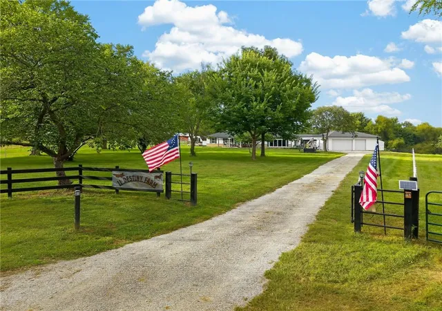 Photo 2 of Sale Pending at 24210 Ne 144th Street, Excelsior Springs, MO 64024 | MLS# 2644127 | Listing updated on 2026-09-30