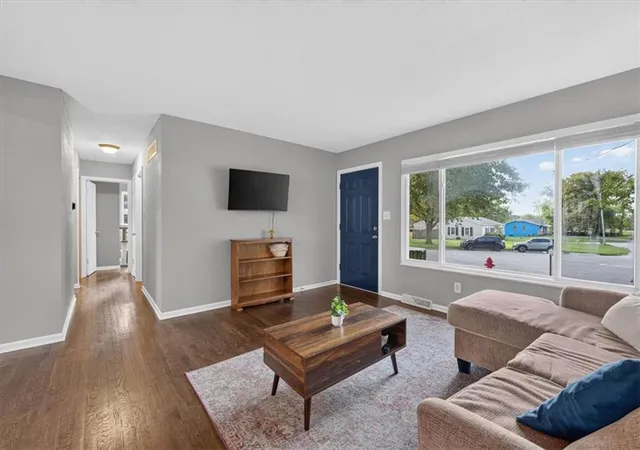 Photo 3 of Single family home for sale at 315 N 82nd Terrace, Kansas City, KS 66112 | MLS# 2644137 | Listing updated on 2026-10-01