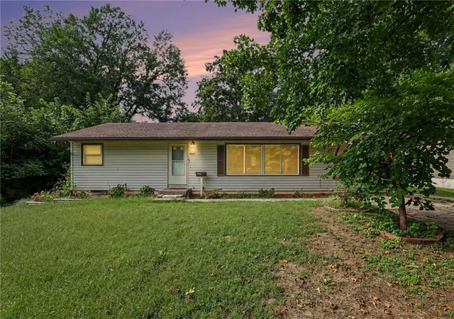 Single family home for sale at 4411 E 138th Street, Grandview, MO 64030 | MLS# 2644158