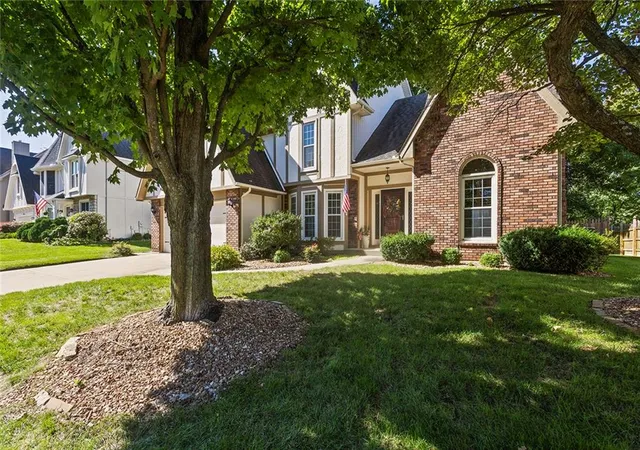 Photo 1 of Single family home for sale at 7820 N Olive St, Kansas City, MO 64118 | MLS# 2644166 | Listing updated on 2026-10-08