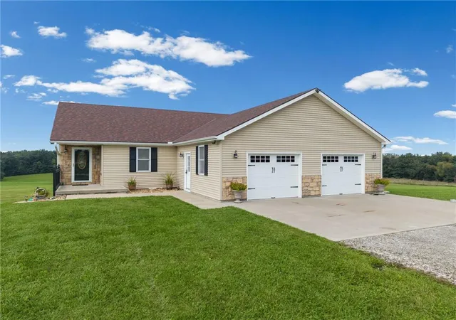 Photo 2 of Single family home for sale at 6455 Sw Ore Rd, Lathrop, MO 64465 | MLS# 2644169 | Listing updated on 2026-10-02