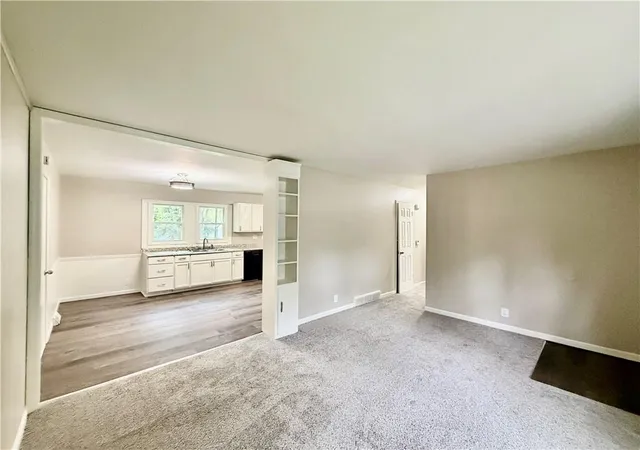 Photo 3 of Single family home for sale at 213 Park Ave, Belton, MO 64012 | MLS# 2644174 | Listing updated on 2026-10-06