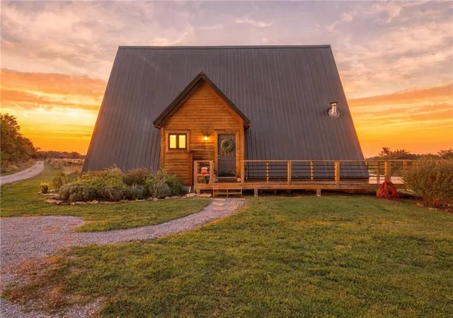 Photo 3 of Single family home for sale at 16373 E 575 Road, Mound City, KS 66056 | MLS# 2644185 | Listing updated on 2026-10-08