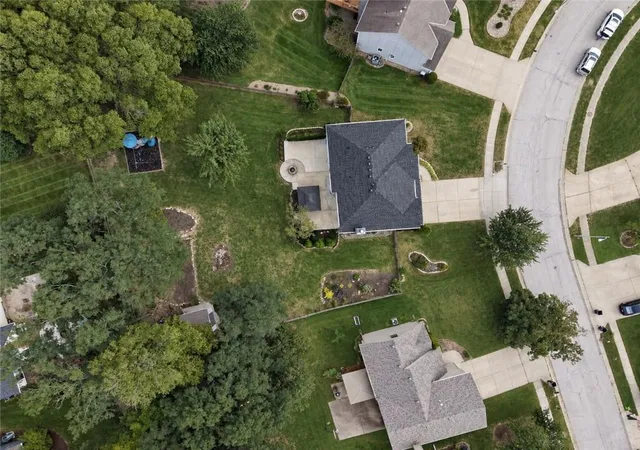 Photo 4 of Sale Pending at 5002 NW 66th Terrace, Kansas City, MO 64151 | MLS# 2644198 | Listing updated on 2026-10-06