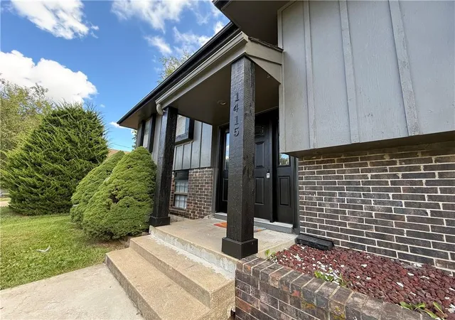 Photo 3 of Single family home for sale at 1415 W Ferrel Dr, Olathe, KS 66061 | MLS# 2644200 | Listing updated on 2026-09-26