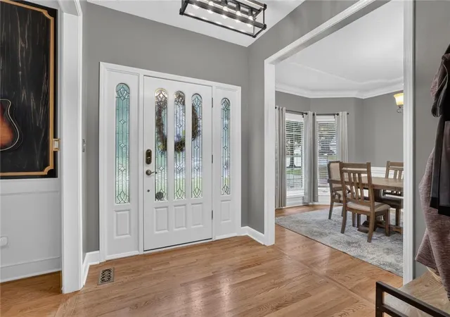 Photo 2 of Single family home for sale at 6216 Nw 77th Street, Kansas City, MO 64151 | MLS# 2644207 | Listing updated on 2026-10-02