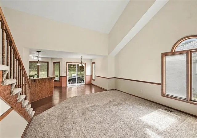 Listing Photo 5 - Condo for sale in building located at 3009 Redwood Dr, Independence, MO 64057 - Unit #B
