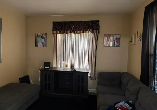 Photo 3 of Multi family home for sale at 813 5th Street, Saint Joseph, MO 64501 | MLS# 2644216 | Listing updated on 2026-09-29