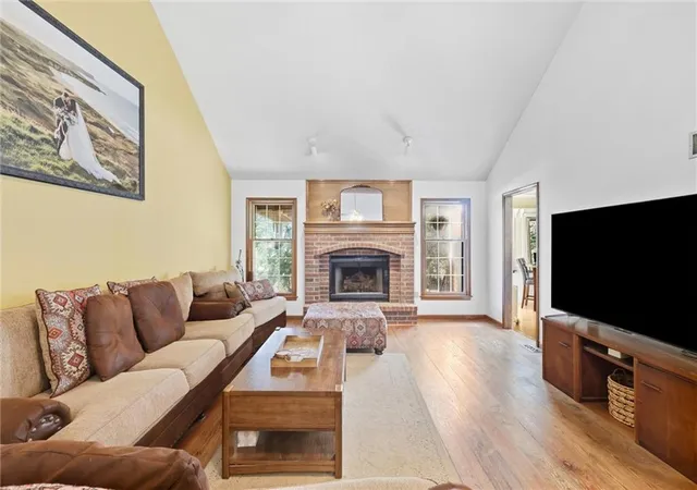 Photo 3 of Single family home for sale at 416 SE Brownfield Dr, Lees Summit, MO 64063 | MLS# 2644225 | Listing updated on 2026-09-30