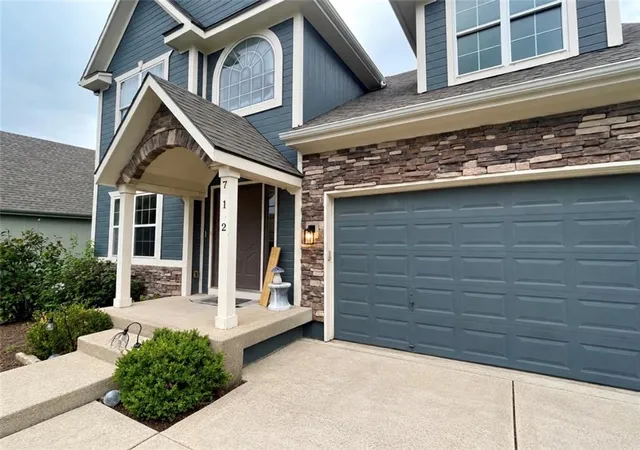 Photo 2 of Single family home for sale at 712 S Adams St, Raymore, MO 64083 | MLS# 2644231 | Listing updated on 2026-10-07