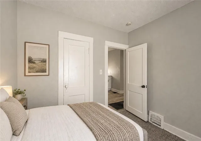 Photo 4 of Single family home for sale at Brooklyn Ave, Kansas City, MO 64130 | MLS# 2644244 | Listing updated on 2026-09-27