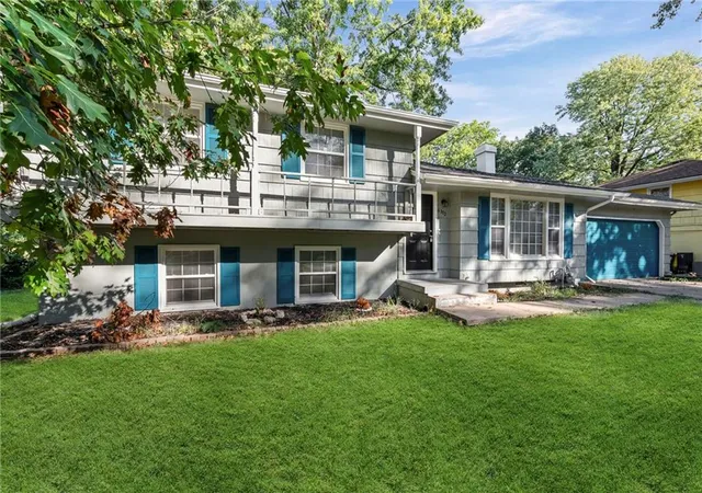 Photo 3 of Single family home for sale at 6302 E 102nd Street, Kansas City, MO 64134 | MLS# 2644252 | Listing updated on 2026-10-02