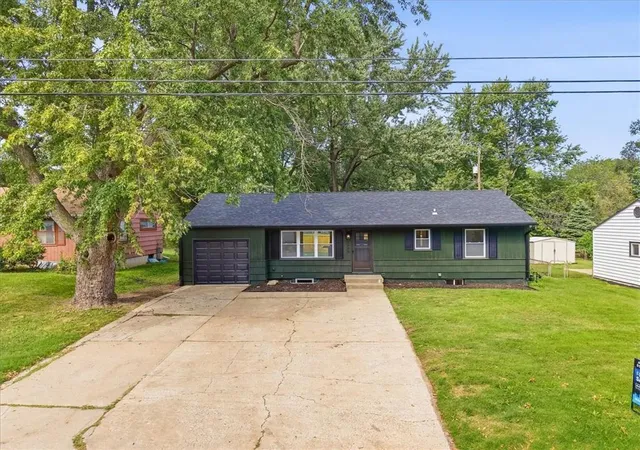 Single family home for sale at 5806 W 75th Street, Prairie Village, KS 66208 | MLS# 2644260