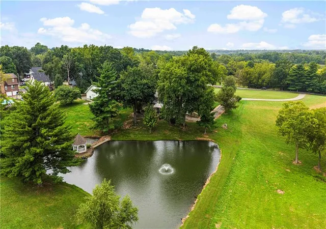 Photo 3 of Single family home for sale at 2303 Lynn Rd, Excelsior Springs, MO 64024 | MLS# 2644266 | Listing updated on 2026-10-08
