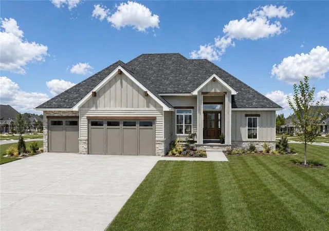 Photo 1 of Single family home for sale at 2359 Foxtail Dr, Kearney, MO 64060 | MLS# 2644301 | Listing updated on 2026-10-08