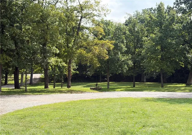 Photo 4 of Single family home for sale at 34508 Jingo Rd, Paola, KS 66071 | MLS# 2644303 | Listing updated on 2026-10-06