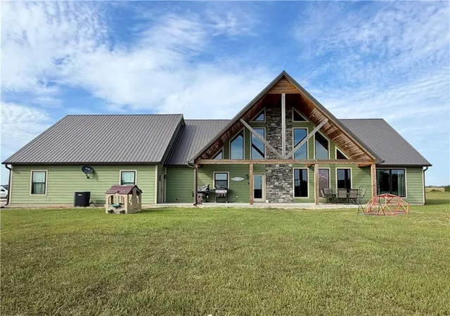 Photo 3 of Single family home for sale at 8557 Nw Cr 4002, Amoret, MO 64722 | MLS# 2644304 | Listing updated on 2026-09-27