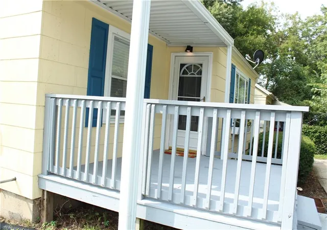 Photo 3 of Single family home for sale at 10821 E 19th Street, Independence, MO 64052 | MLS# 2644305 | Listing updated on 2026-10-03