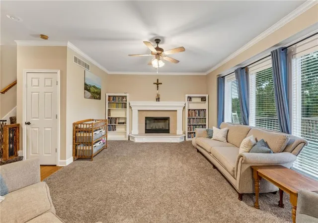 Photo 4 of Single family home for sale at 1100 Silverleaf Ln, Liberty, MO 64068 | MLS# 2644318 | Listing updated on 2026-10-01