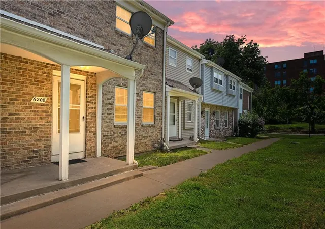 Photo 1 of Townhouse for sale at 6208 E 129th Street, Grandview, MO 64030 | MLS# 2644320 | Listing updated on 2026-10-01