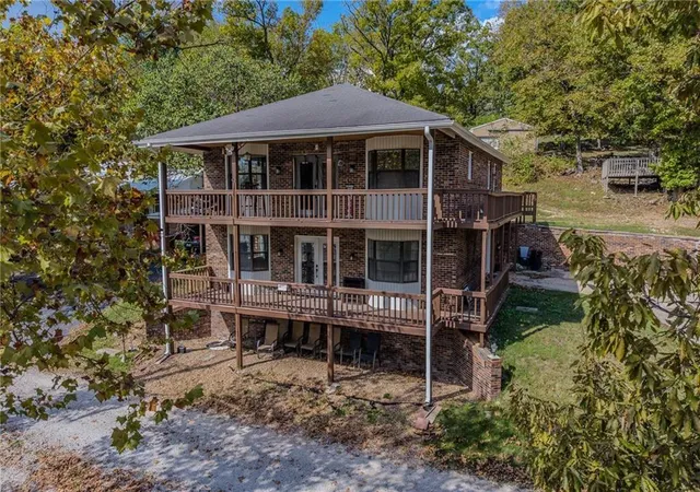 Single family home for sale at 28247 W Cove Dr, Lincoln, MO 65338 | MLS# 2644322