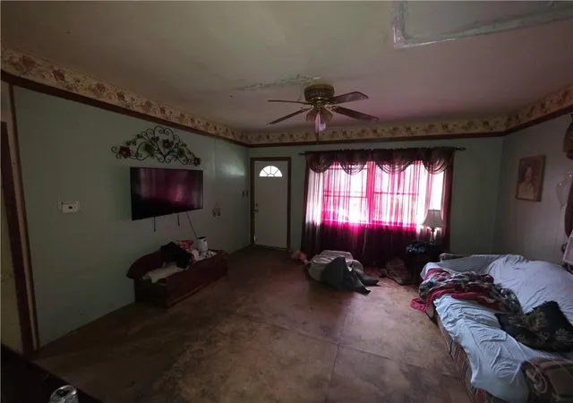 Photo 3 of Single family home for sale at Thompson Ave, Saint Joseph, MO 64504 | MLS# 2644329 | Listing updated on 2026-09-28