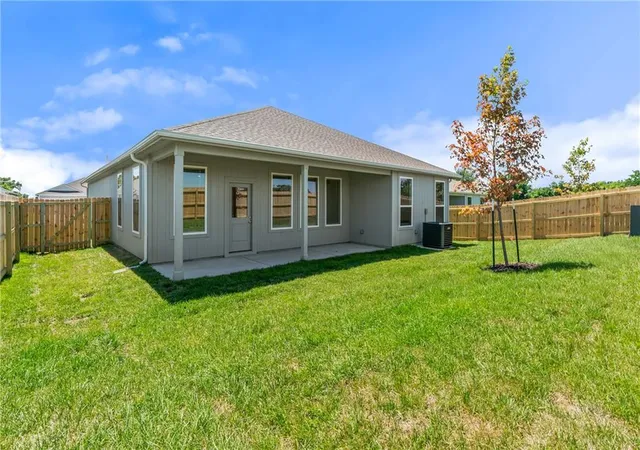 Photo 3 of Single family home for sale at Cleveland St, Spring Hill, KS 66083 | MLS# 2644335 | Listing updated on 2026-09-28