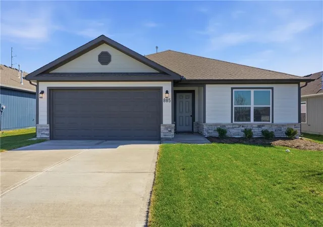 Photo 1 of Single family home for sale at 20343 W 195th Street, Spring Hill, KS 66083 | MLS# 2644336 | Listing updated on 2026-09-28
