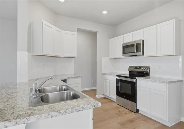 Photo 2 of Single family home for sale at 20343 W 195th Street, Spring Hill, KS 66083 | MLS# 2644336 | Listing updated on 2026-09-28