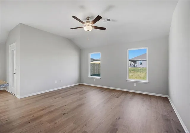 Photo 4 of Single family home for sale at 20343 W 195th Street, Spring Hill, KS 66083 | MLS# 2644336 | Listing updated on 2026-09-28
