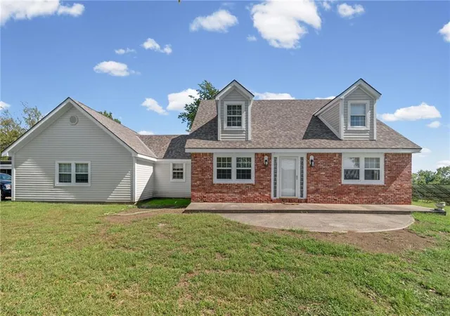 Photo 1 of Single family home for sale at 11991 Wood Oak Ave, Richmond, MO 64085 | MLS# 2644340 | Listing updated on 2026-09-28