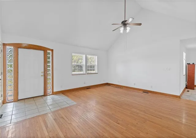 Photo 3 of Single family home for sale at 11991 Wood Oak Ave, Richmond, MO 64085 | MLS# 2644340 | Listing updated on 2026-09-28